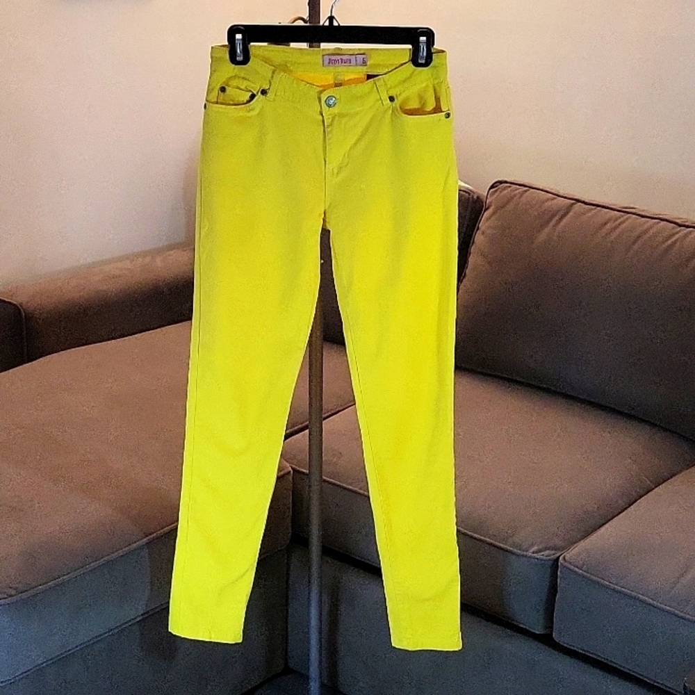 Straight-leg denim